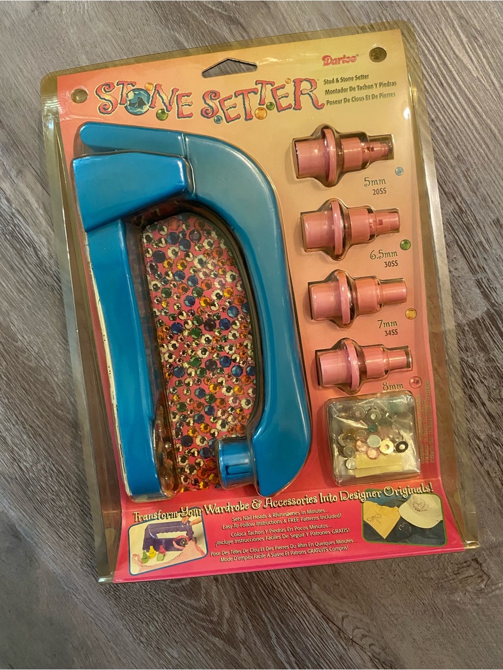 Retro Vintage Darice Rhinestone
Stone Setter Style Kit Early 2000s